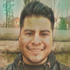 Meet your Posher, Moises